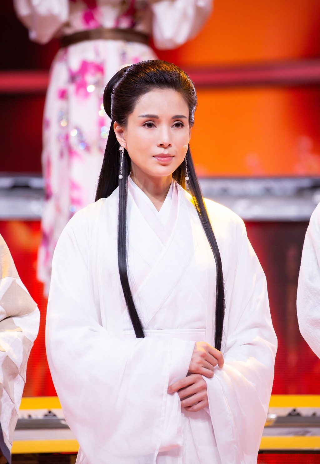 李若彤早前以小龍女造型上內地節目（微博圖片）