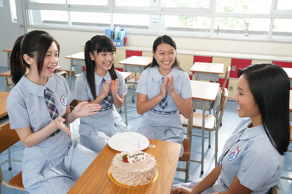 倪嘉敏、吳天兒、黎康祺、羅毓儀演少女版。