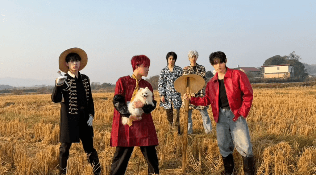 “湖南伢子团”凭土味在网络突围而出。抖音