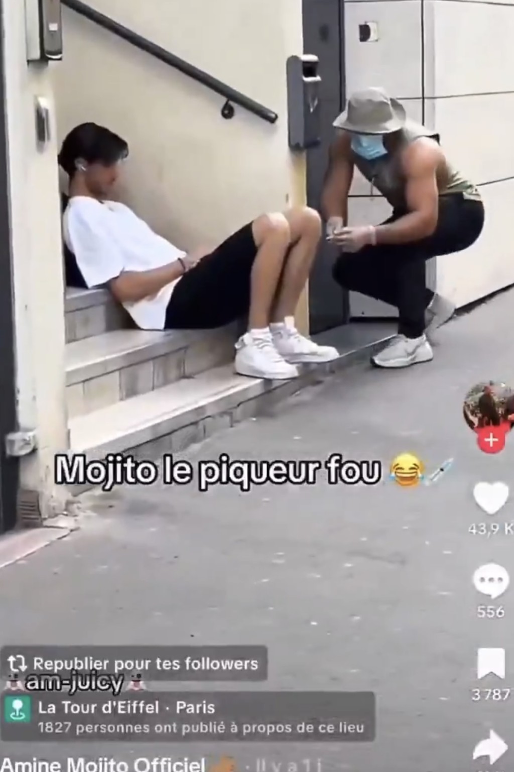 法国男网红悄悄靠近街上的陌生人假装打空针吓人。 Amine Mojito Official