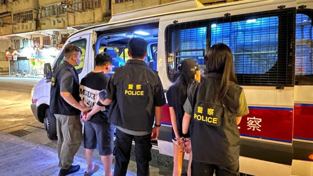 警方拘捕2名男女。警方提供