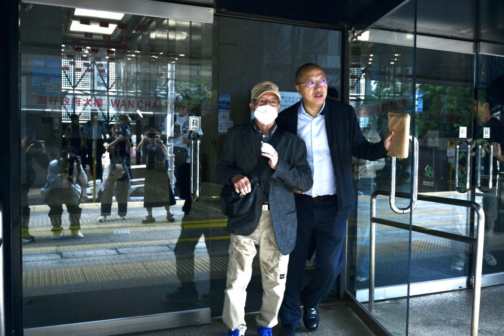 何伯」庭上表示未揾法援。盧江球攝