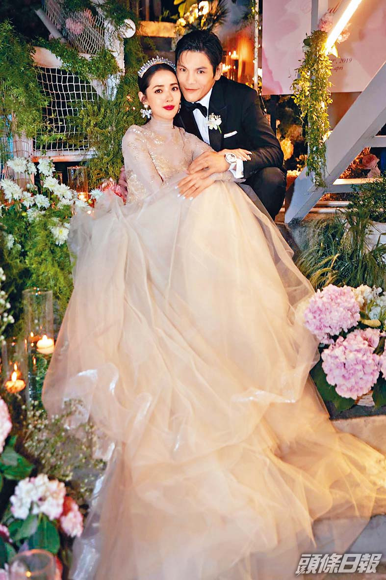 郭碧婷與向佐於2019年結婚。