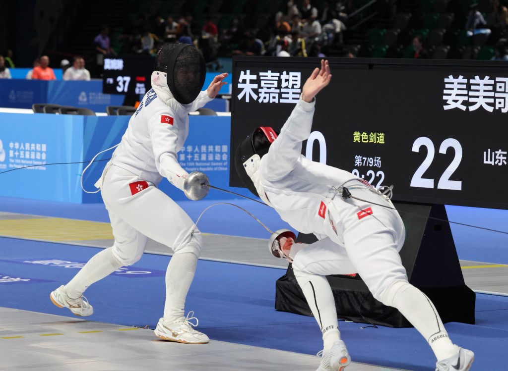 朱嘉望（左）希望未來改善不足之處。徐嘉華攝