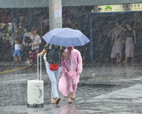 明天和周三有大雨及雷暴。資料圖片