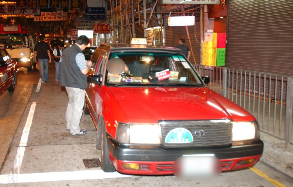 警方致力打擊「泥鯭的」。資料圖片 警方致力打擊「泥鯭的」。資料圖片