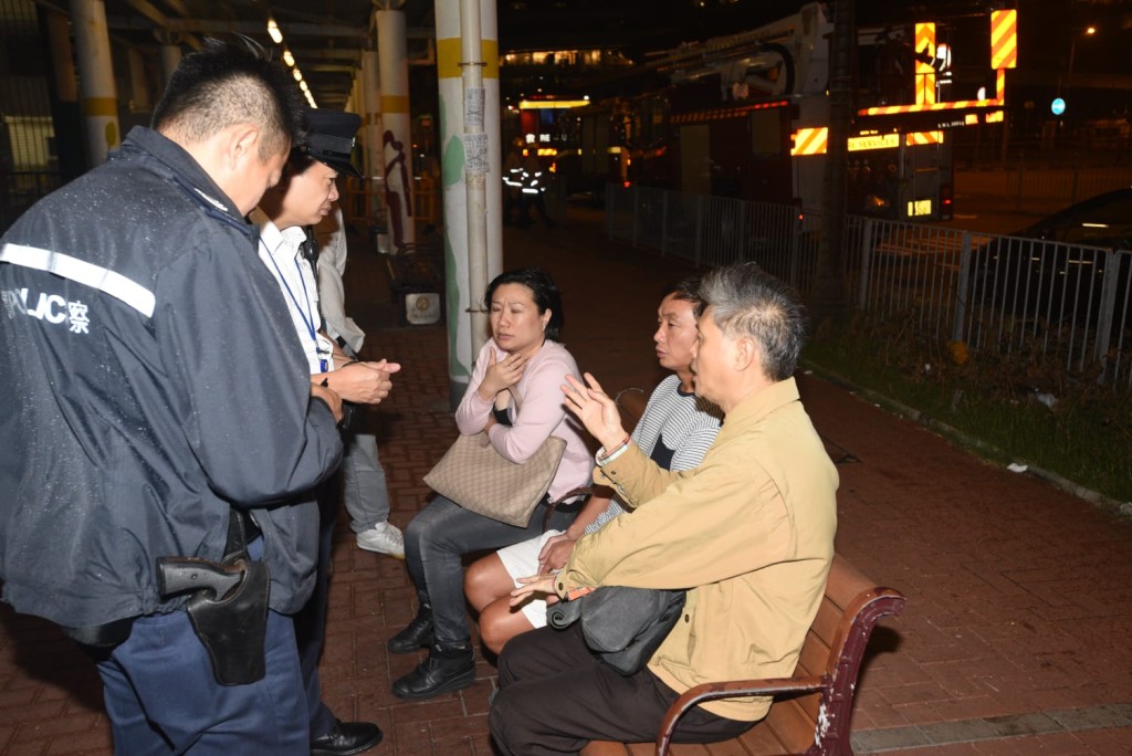 警方於現場調查。