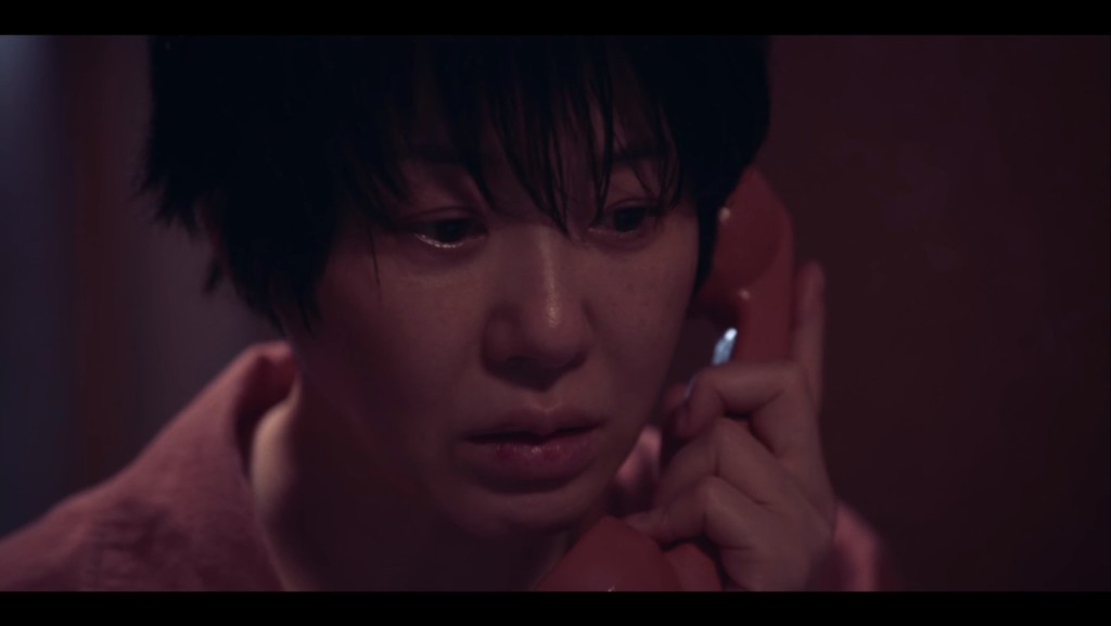 金貌美擔心女兒的安全。