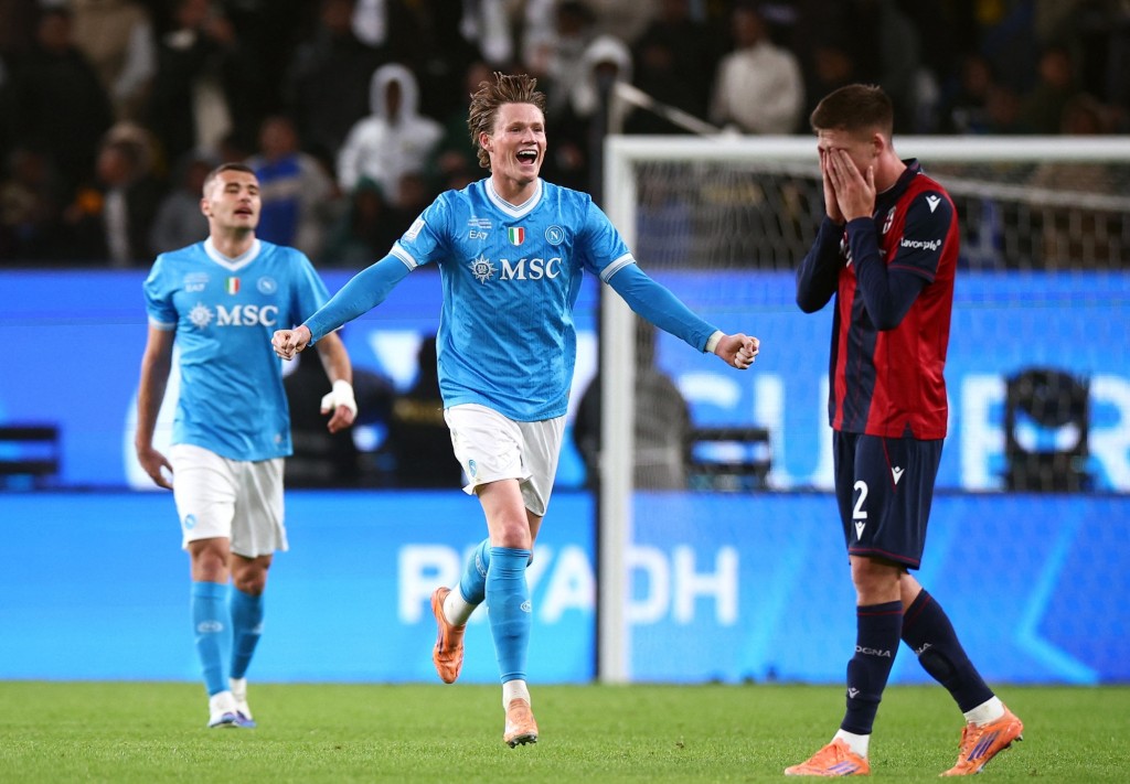 拿玻里2：0博洛尼亞。路透社