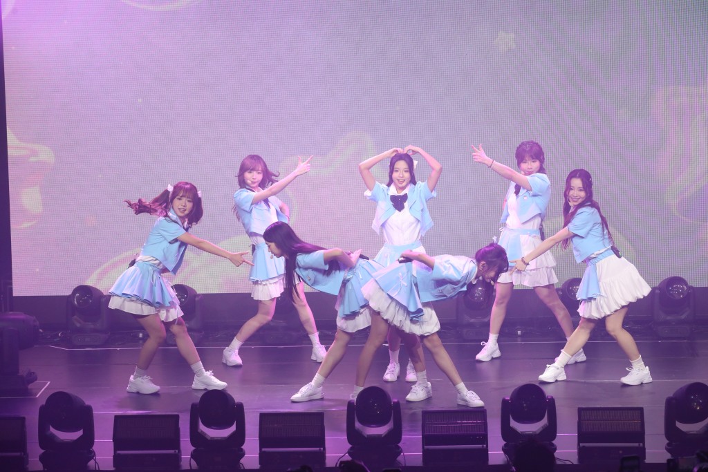 「偶像女生」（Idol Girls）日前舉行首場專場表演「920 Pinky Promise 勾指約定」。