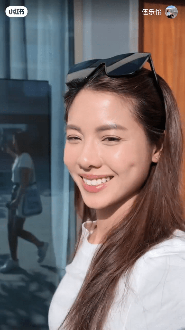 伍樂怡變身年輕創業家。 伍樂怡變身年輕創業家。