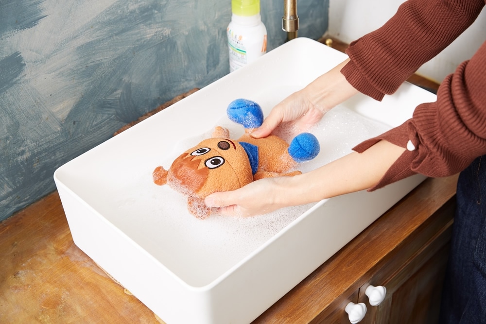 毛公仔清洗法非常簡單，勤清潔可以減少塵蟎積聚。（圖片來源：Sekiguchi）