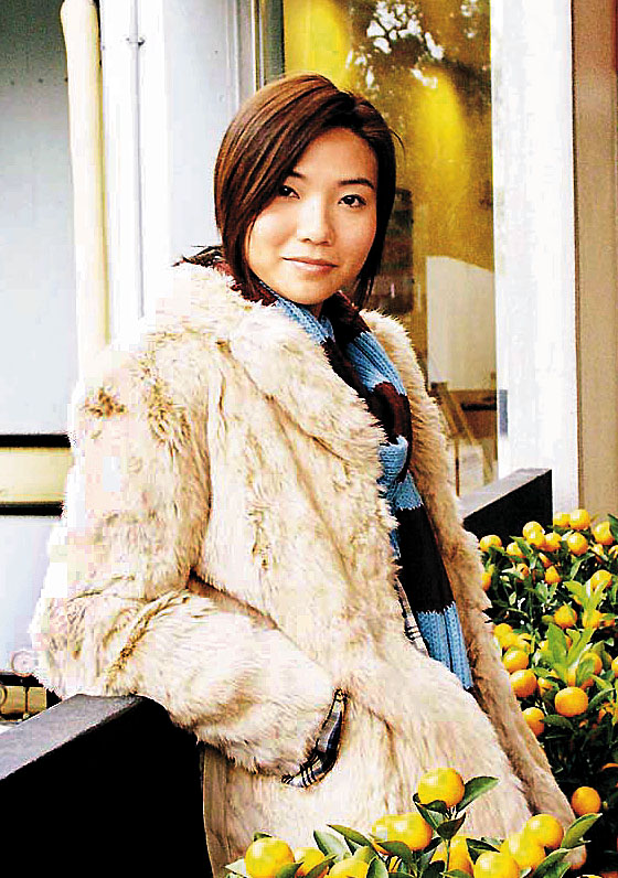 車婉婉係新秀冠軍。