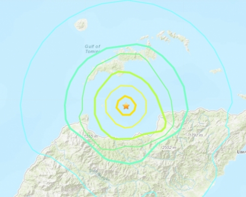 印尼蘇拉威西（Sulawesi）附近海域發生地震。美國地質調查局相片