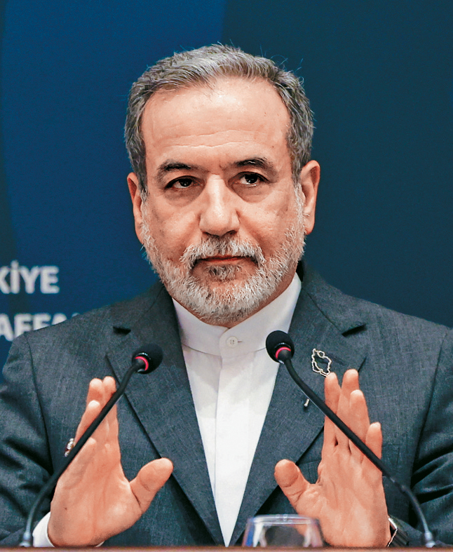 伊朗外交部長阿拉格齊。