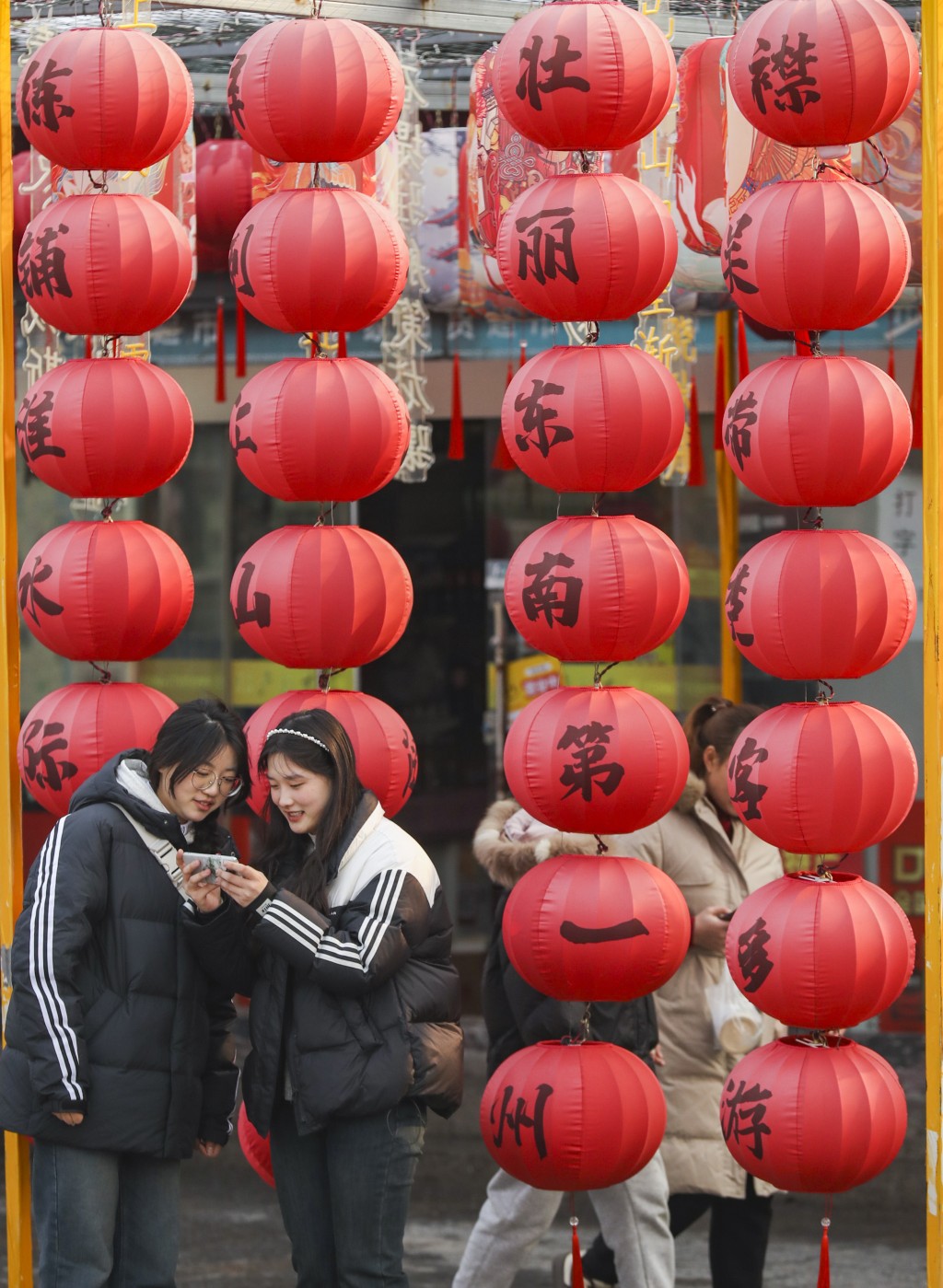 春节也是青年人一年中最重要的节日。