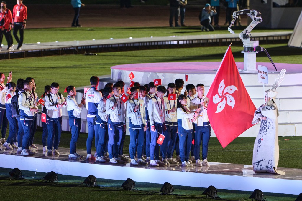 香港代表团出席东亚青运开幕礼（图：中国香港体育协会暨奥林匹克委员会）