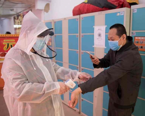 黑龍江綏芬河正加大防控力度。新華社