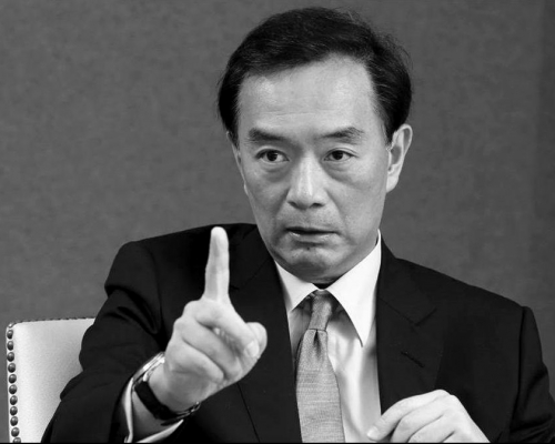 台裕隆集團董事長嚴凱泰今日下午因食道癌逝世，終年54歲。網上圖片
