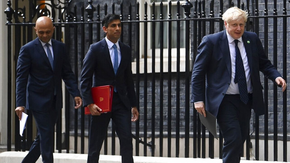 對約翰遜失去信心,英國衛生大臣及財相辭職。AP資料圖片