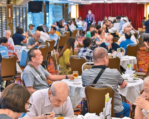 政府延長限聚令、口罩令、食肆人數限制等措施7天。資料圖片