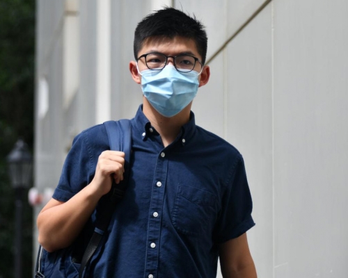 黃之鋒早前入稟高等法院提出司法覆核,案件今進行聆訊。