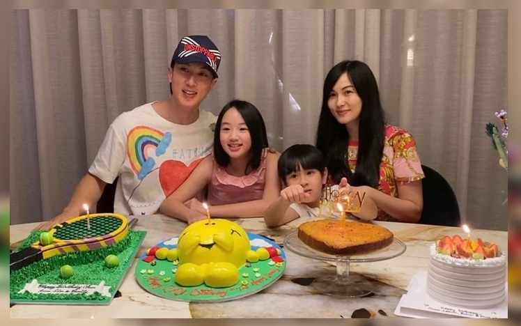 吳尊一家只差一天生日,因此每年會一齊慶祝。