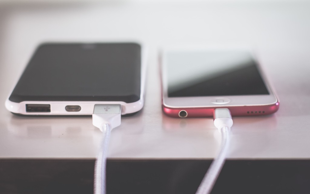 充電設備示意圖。(Steve Johnson/Unsplash圖片)