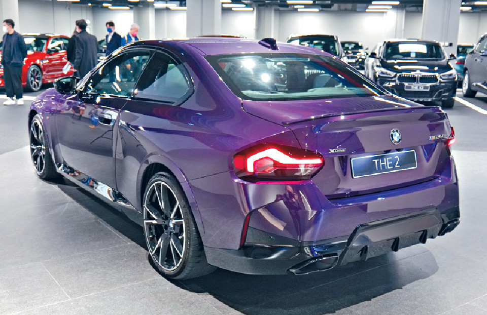 ■M240iA xDrive頂級版馬力達374ps，首次配用四驅，車價$695,000起。