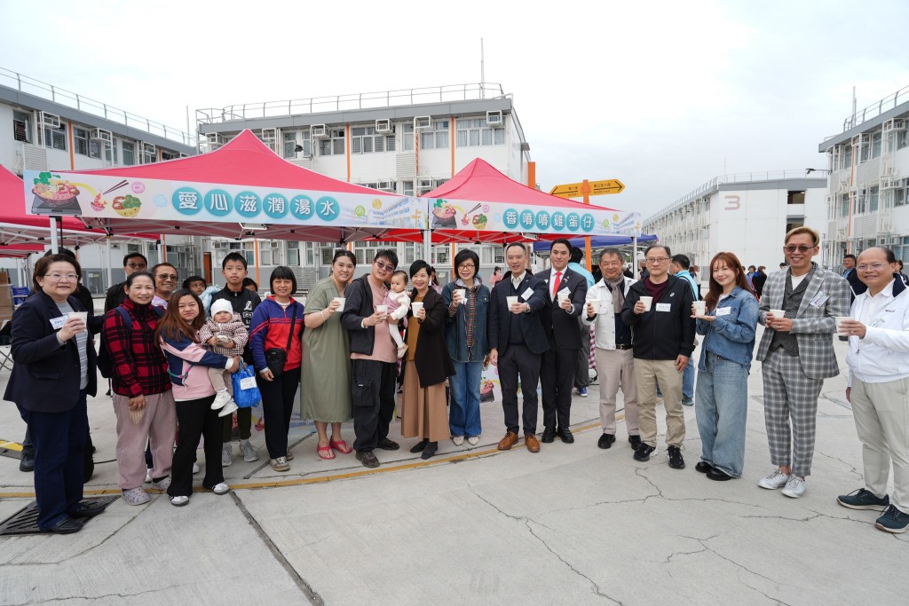 活動當日除了廚藝比賽,亦有盆菜宴及嘉年華。何永賢FB圖片 活動當日除了廚藝比賽,亦有盆菜宴及嘉年華。何永賢FB圖片