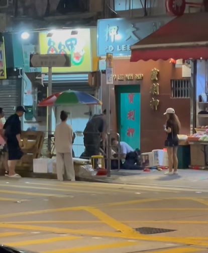 警員將男子按在地上。fb 車cam L（香港群組）大邦