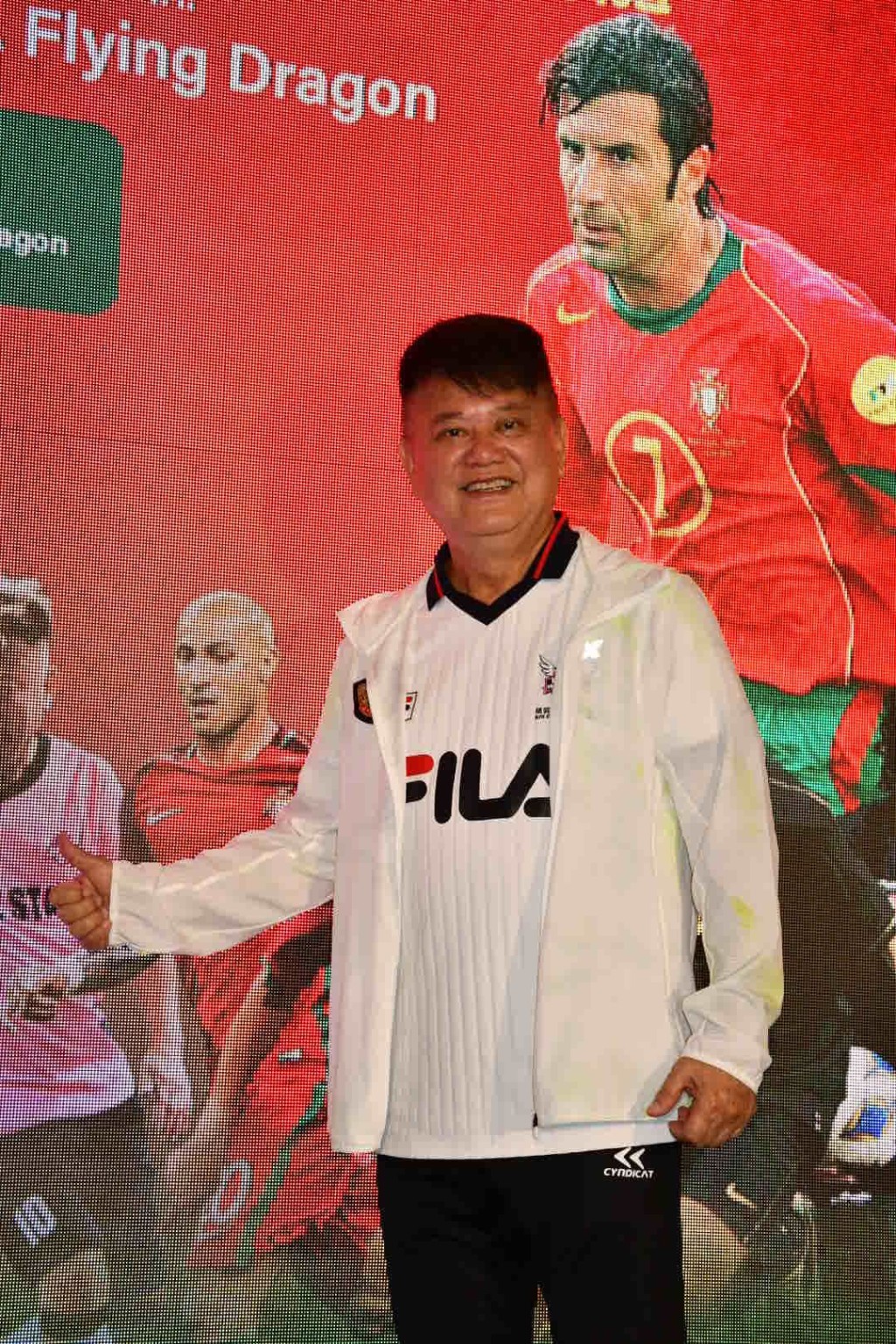 阿叻陈百祥近年成为「全职球员」，忙于与明星足球队四出参与友赛。