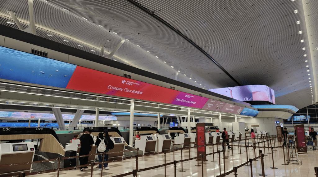本港前往當地的航班運作暫時未受影響。黎志偉攝