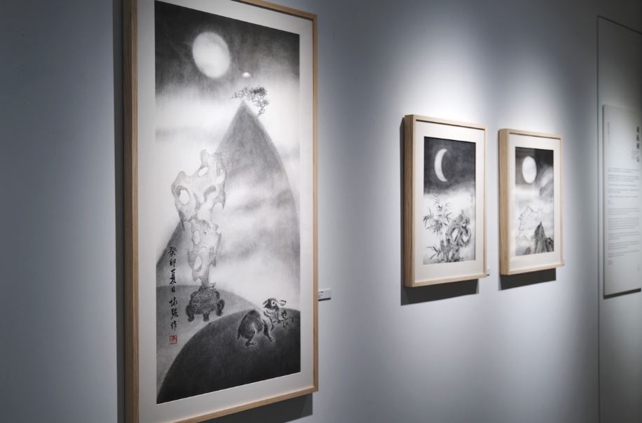 著名艺术家靳埭强自1969年以来在艺术创作路上拓展了不同的阶段