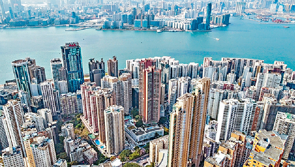 ■传统上，楼市在农历新年后会出现小阳春，地产股能否在首季炒小阳春，就要看新盘销情能否如股市一样迎来开门红。资料图片
