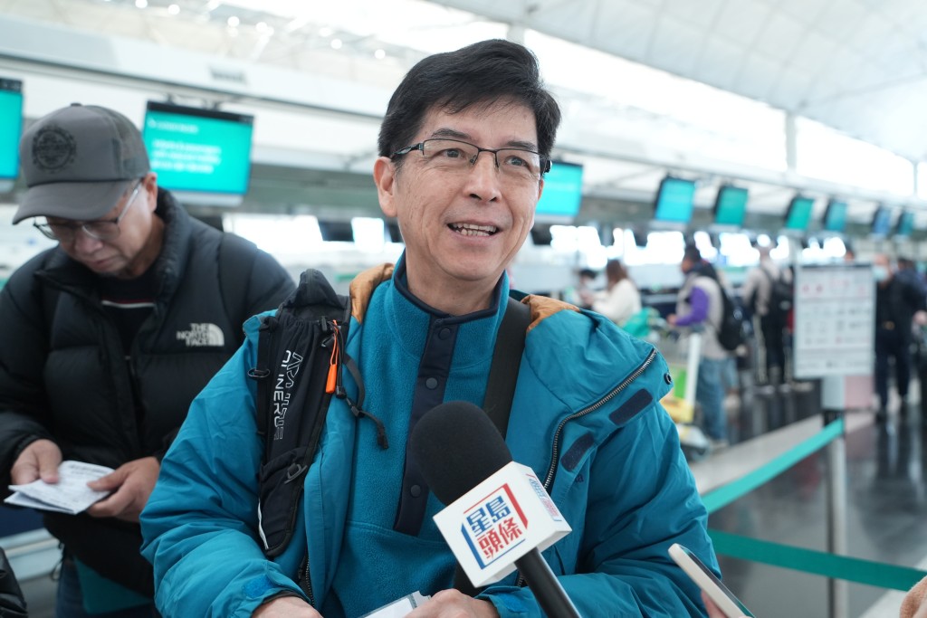 市民雷先生表示，准备和朋友去台湾自由行8日，预算每人1万元左右。刘骏轩摄