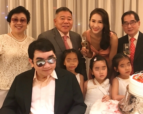 黎姿3位囡囡的臉容曝光，各有各靚。