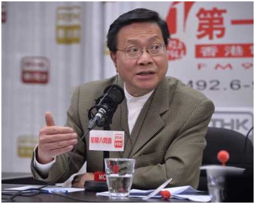 張炳良將於周四下午啟程返港。資料圖片