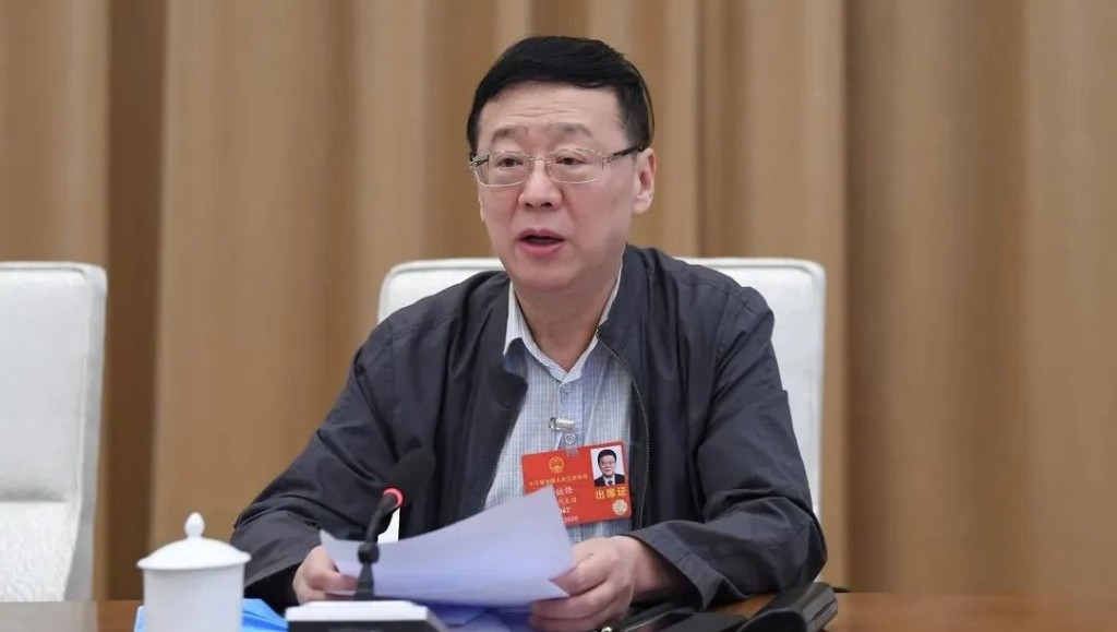 李鉞鋒。