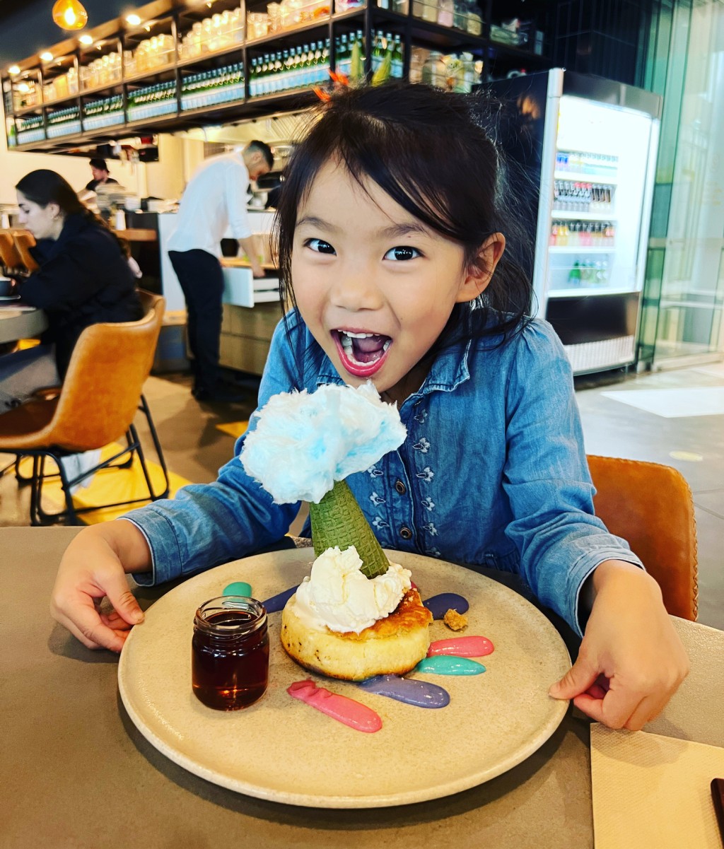 Priscilla認為不催谷女兒令她更開心。