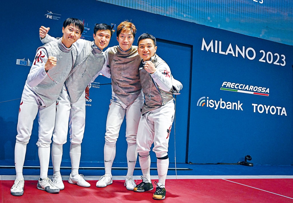 男花四子梁千雨（左起）、蔡俊彥、張家朗及楊子加齊心協力，取得佳績。 