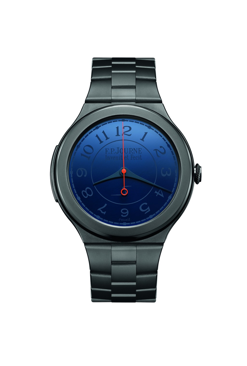 全球首枚以钽金属制作表壳和链带的全新表款，估价200,000至400,000瑞郎。