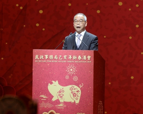 劉江華。