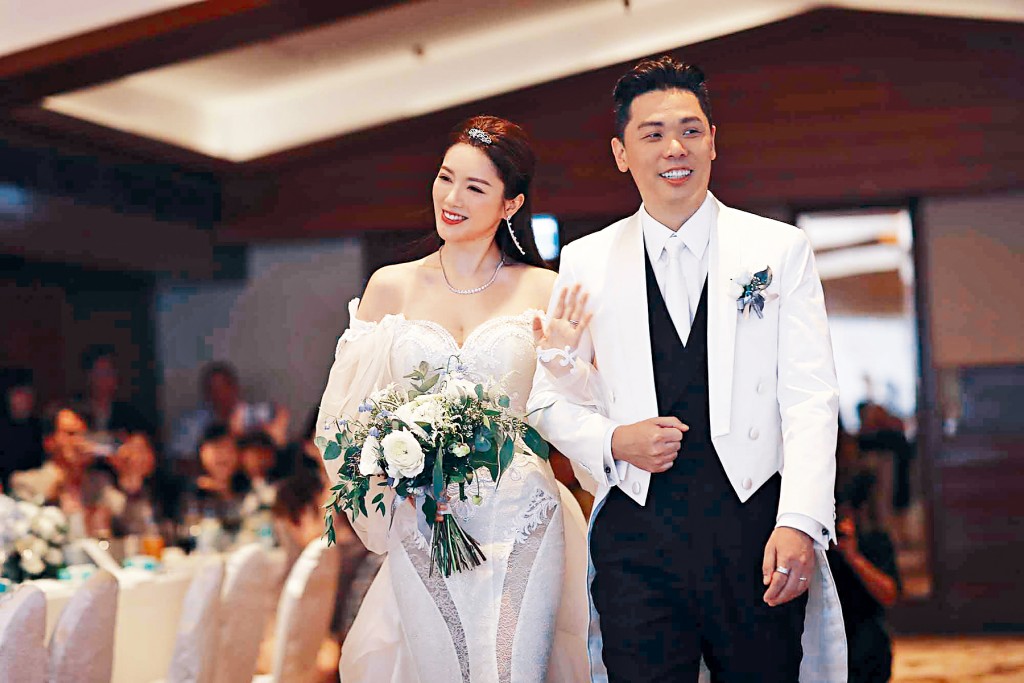 苟芸慧於2018年與陸漢洋結婚，當年的童話式婚禮，令不少人羨慕。