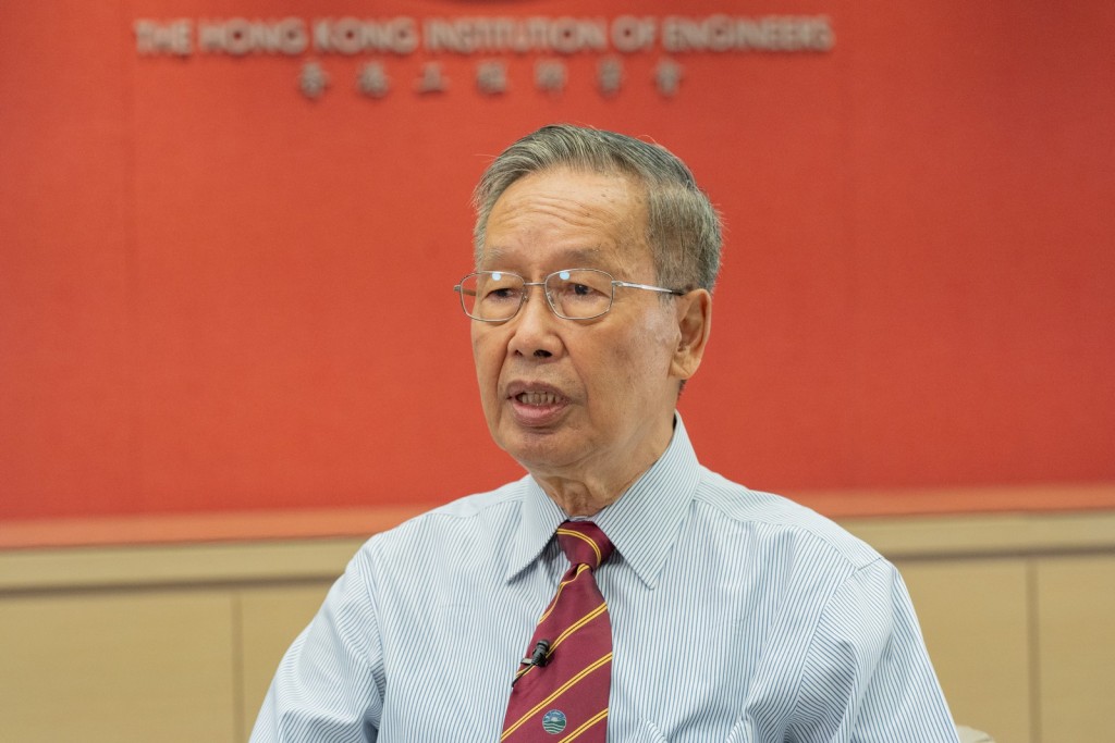 身为香港珠海学院土木工程系杰出校友，刘正光博士坦言，就读「珠海」是其人生的重要转捩点，为他开启土木工程仕途。