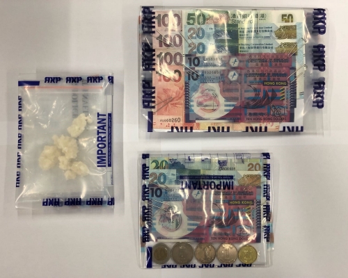行動中檢獲的證物。