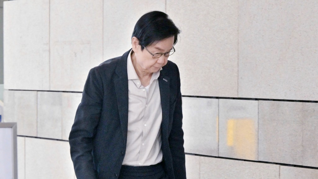 黄百鸣判监5个月。