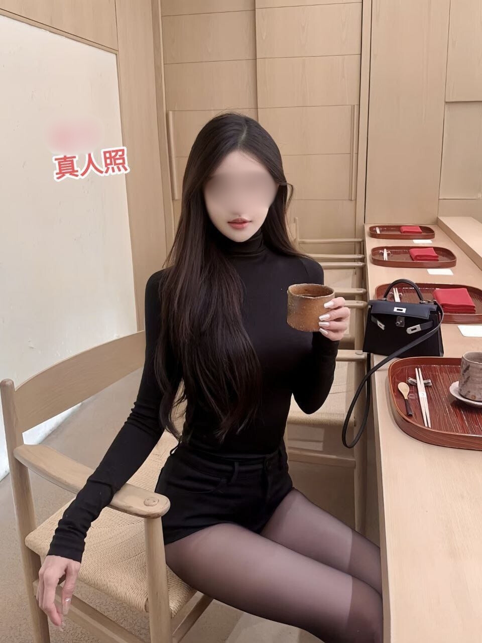 援交網站放滿美少女圖片,張張都標榜真人,但真假難辨,不排除為盜相或AI生成。 援交網站放滿美少女圖片,張張都標榜真人,但真假難辨,不排除為盜相或AI生成。