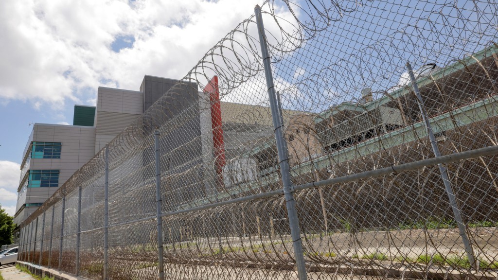 奥尔良教区监狱(Orleans Parish jail )。 美联社 奥尔良教区监狱(Orleans Parish jail )。 美联社