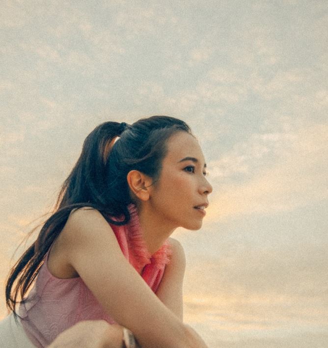 不單有歌，還有影像給歌迷欣賞。